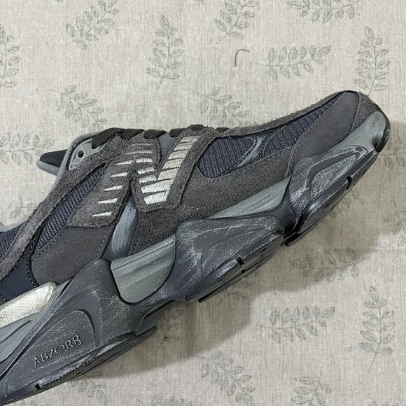 New Balance 9060 Magnetic Gray Sneakers - Picture 5 of 6